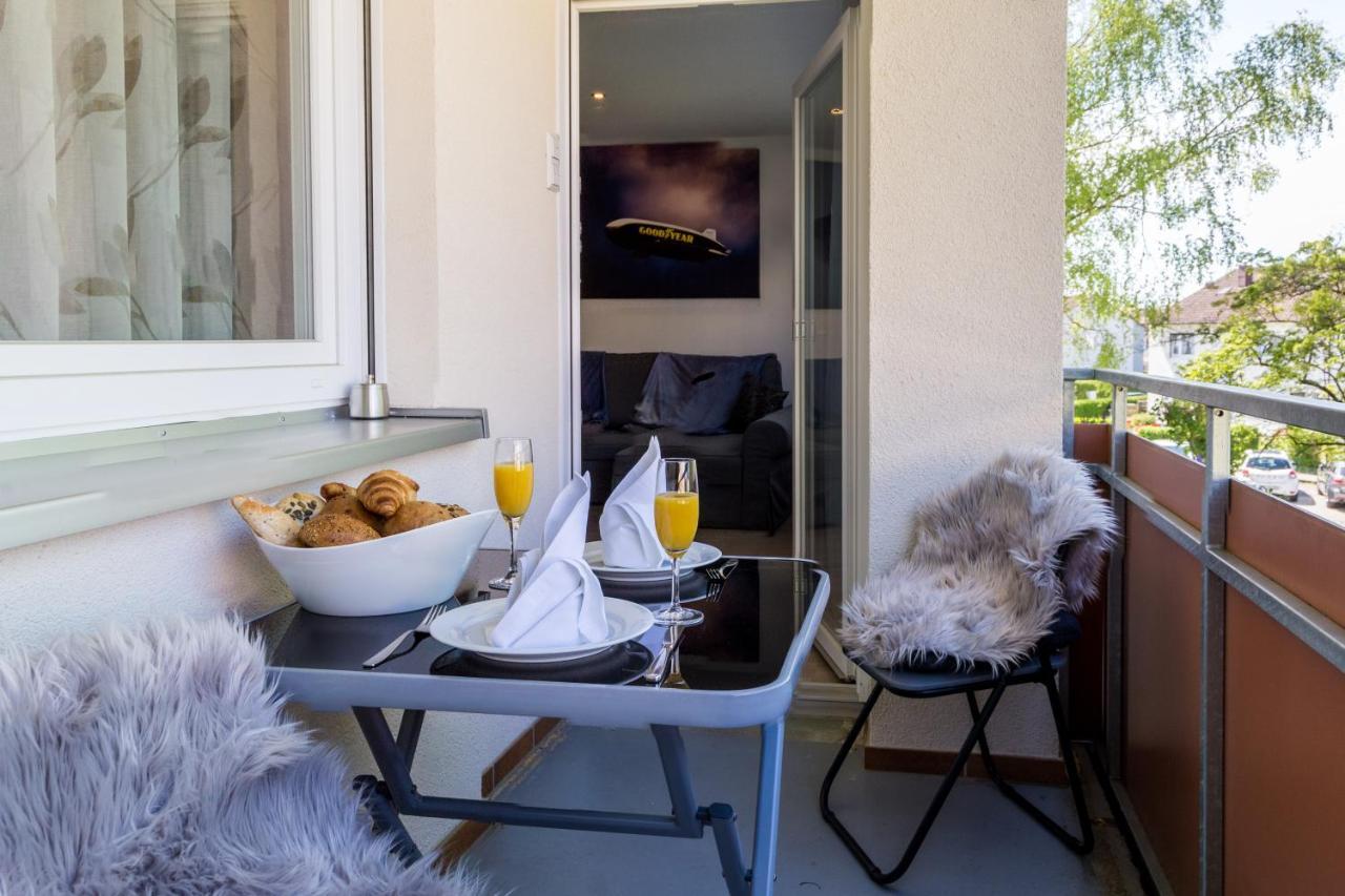 Apartment Eastside Mit 3 Zimmern Fur Bis Zu 5 Personen Mit Balkon Friedrichshafen Exterior photo